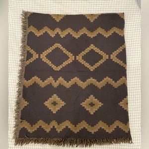 Aritzia Wilfred Blanket Scarf